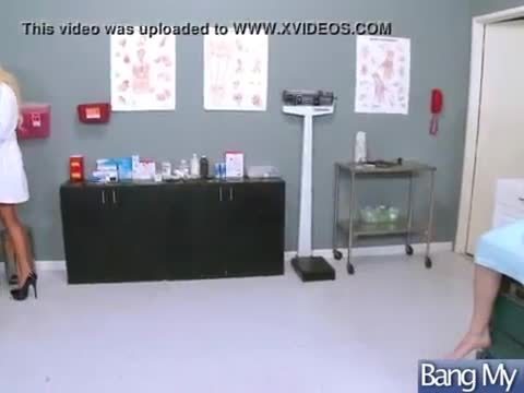 Hard sex in doctor office with horny patient video-27