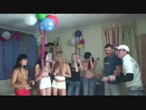 Orgia en la fiesta de cumpleaños
