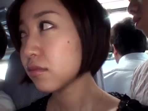 Japanese wife gets abused on the bus - full xfoxxx .com